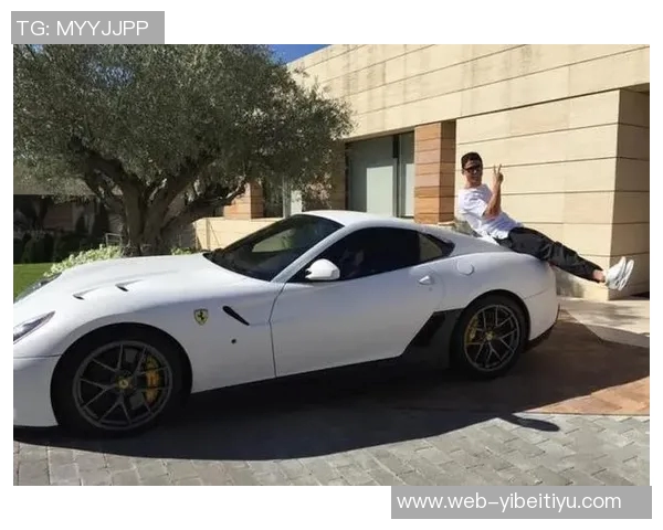 C罗豪车大揭秘布加迪领衔总价值超千万英镑